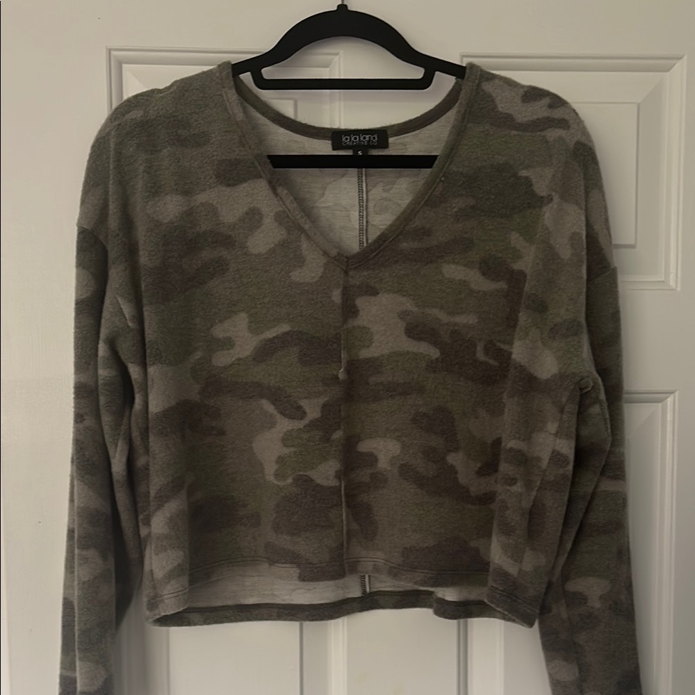 La la land Long Sleeve Camo Top - Green